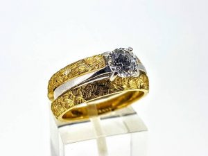 Sužadėtuvių žiedas Nr.150 (3-jų dalių, iš aukso, su briliantu)